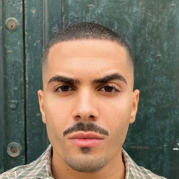 Gaya Rambut Buzz Cut